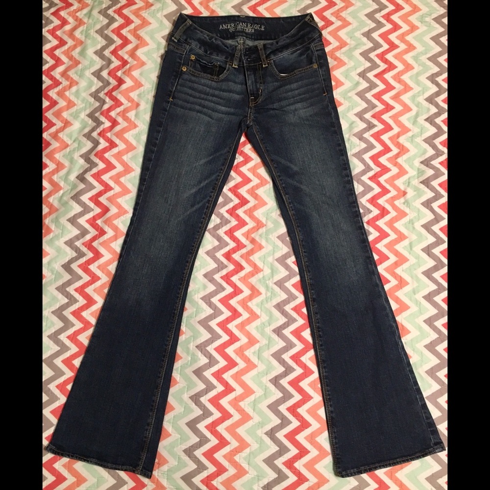 EUC American Eagle Jeans Artist Stretch Sz 2
